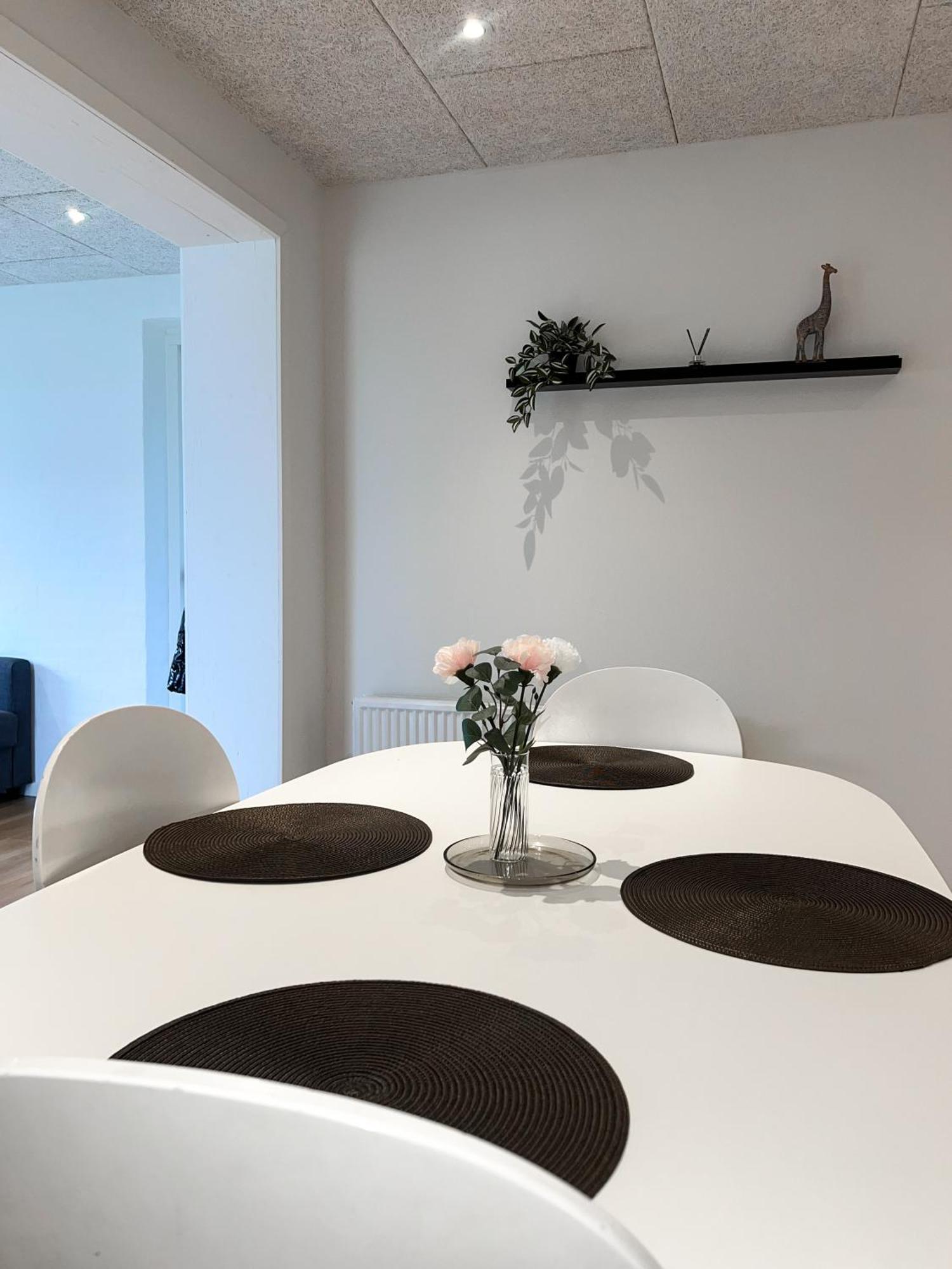 The Heart Of Billund Apartment By Kirija Bagian luar foto